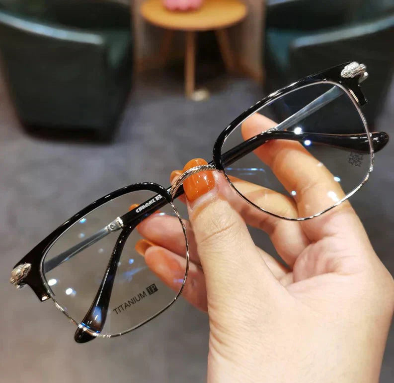 đLimitierte Zeit 50% Rabattâ° Ultraleichte Anti-Blaulicht-Brille fĂŒr Altersweitsichtigkeit