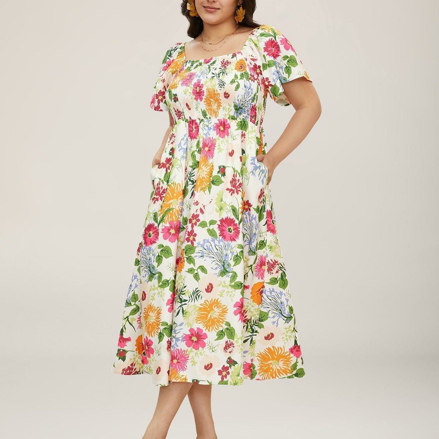 ⏰Sommer Heißer Verkauf 💃Geblümtes Smock-Kleid mit eckigem Ausschnitt und Taschen